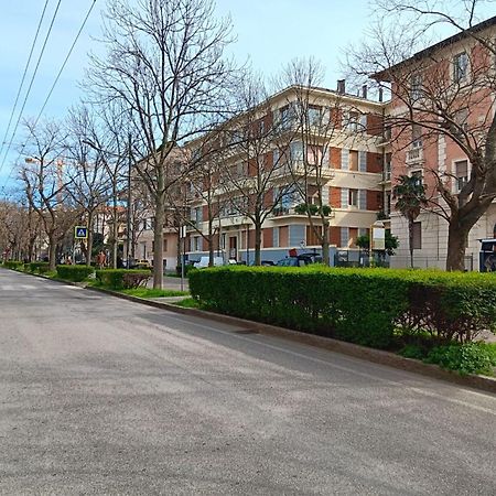 Italian Experience- Ancona City Apartment エクステリア 写真