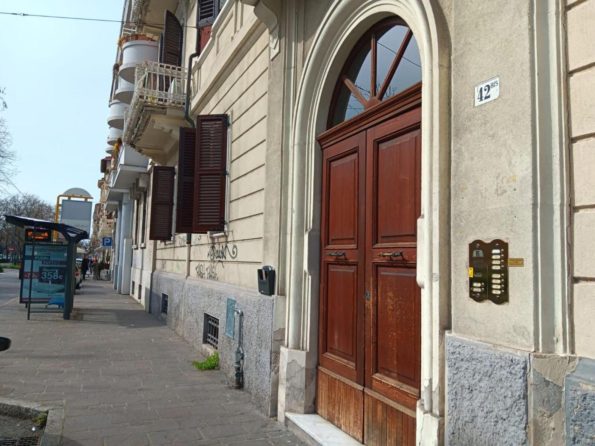 Italian Experience- Ancona City Apartment エクステリア 写真
